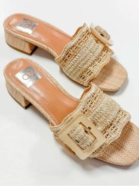 🆕-DV Dolce Vita Women's Raffia Buckle Slide Block Heel Sandals. Size: 8